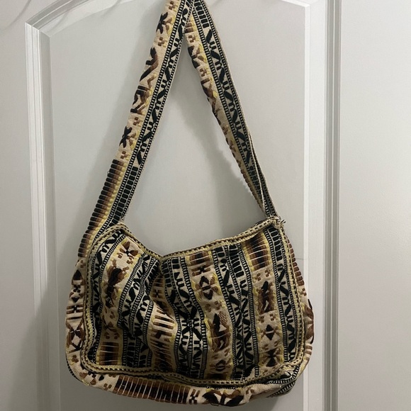 Tribal Patterned Tan and Black Shoulder Bag - Picture 2 of 4